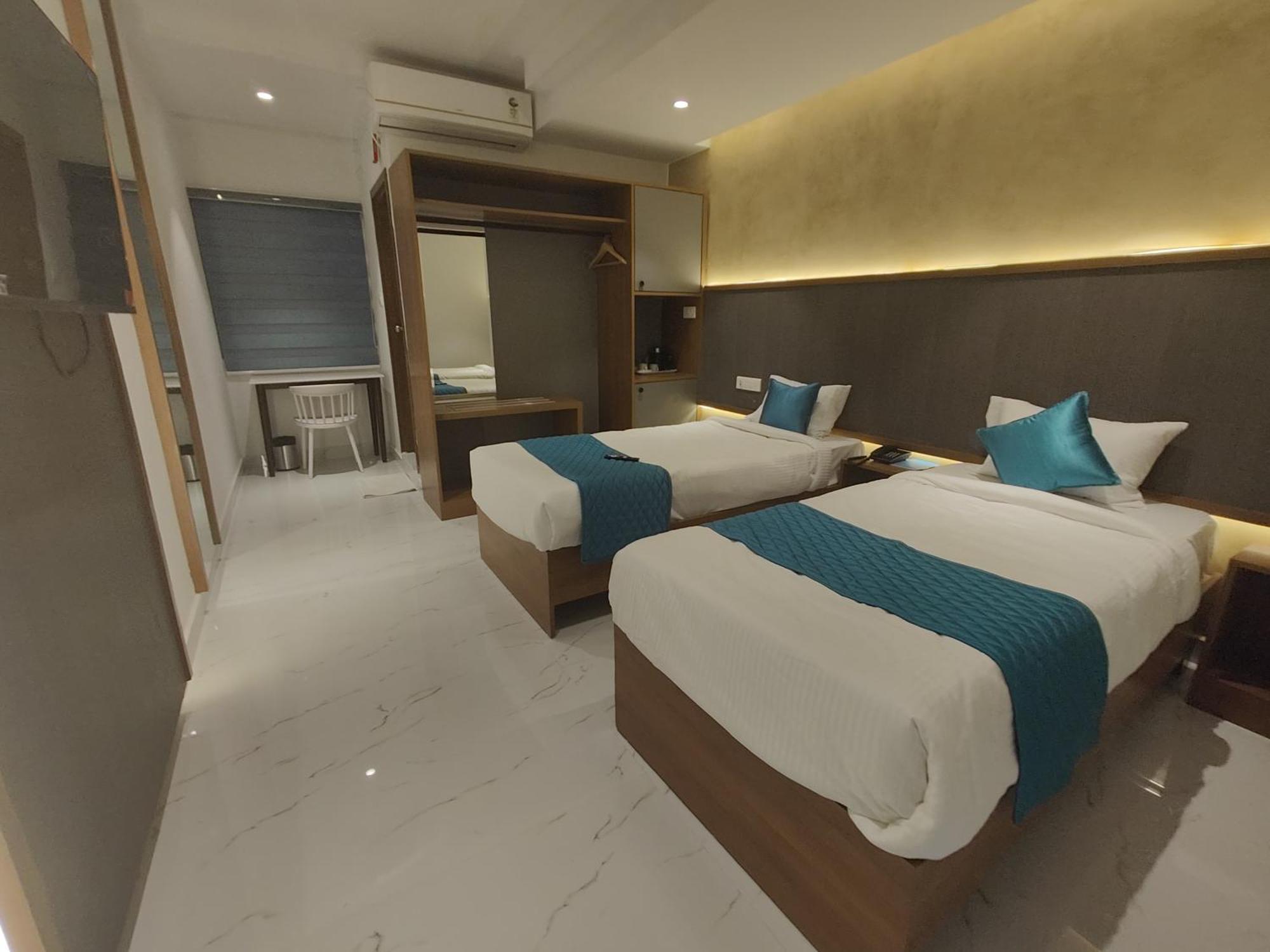 היידראבד Hotel La Premier מראה חיצוני תמונה